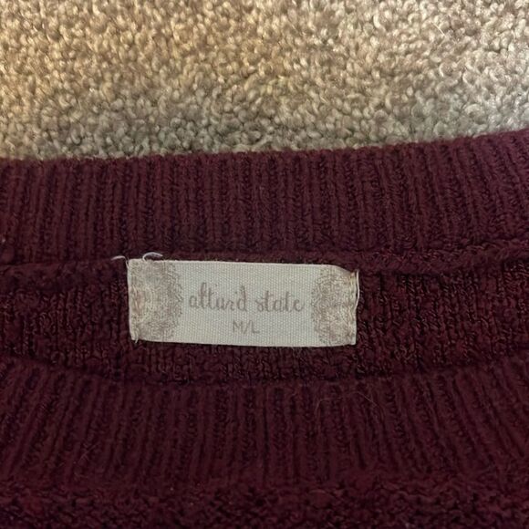 Altar'd State Plum Long Sleeved Cropped Popcorn Knit Sweater Sz M/L - Picture 5 of 8
